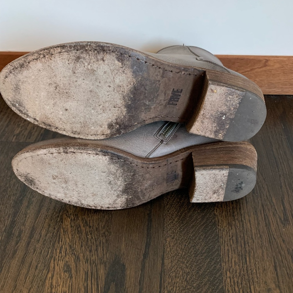 Grey Frye Carson Bootie - Picture 7 of 7